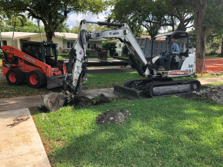 Fence installation crew in Miami, FL