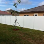 Vinyl privacy fence in Miami, FL